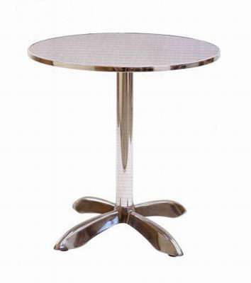 TAVOLO GAMBA CENTRALE TONDO  Questo tavolo ,con gamba centrale ,tutto in alluminio esiste con piano tondo nelle dimensioni:
Diametro 60 e diam 70 cm.
